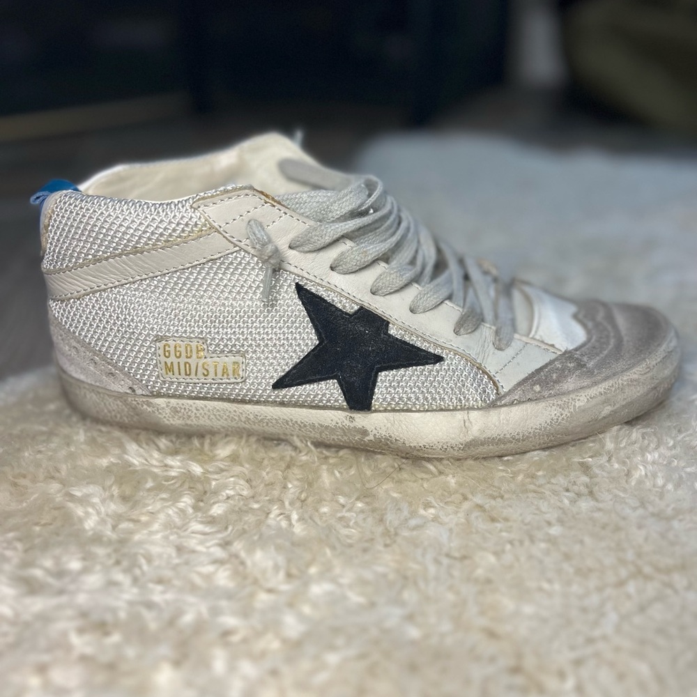 Mid Star Golden Goose Size 38, Black Star.